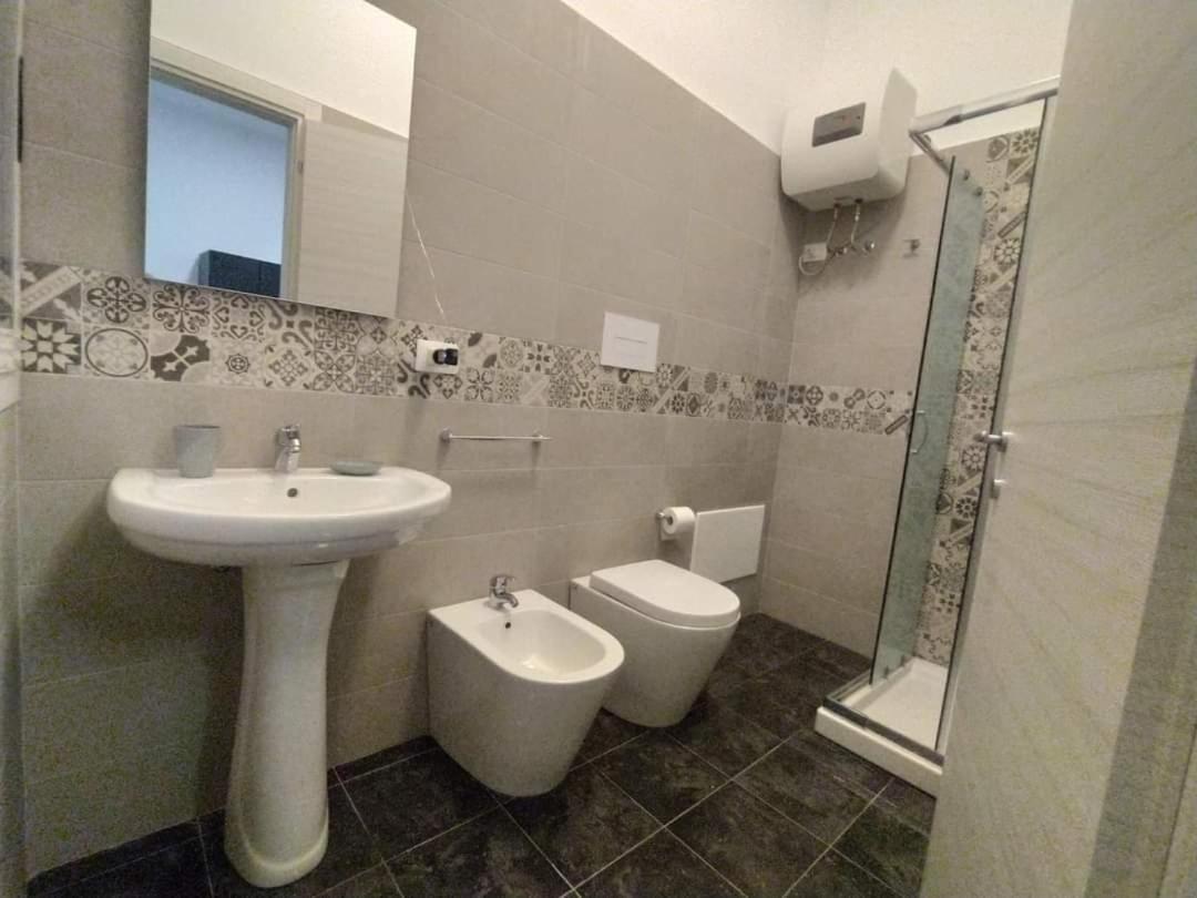 Отель La Rondine Bed Ficarazzi Экстерьер фото
